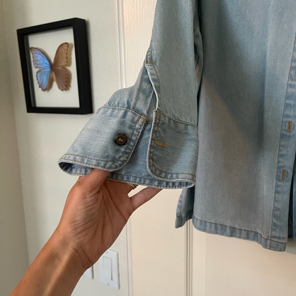 Click Color Me Cotton Long Sleeve, Collared Button Down in Denim, Made of Tencel - Picture 7 of 12